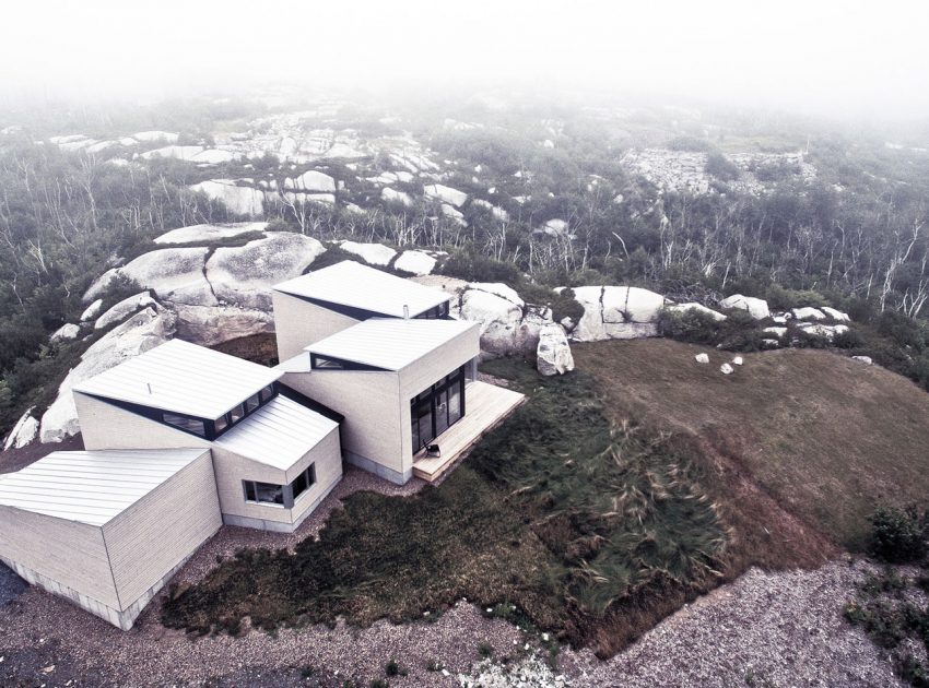 A Spacious and Unique Contemporary Home for a University Researcher in Halifax by Omar Gandhi Architect (11)