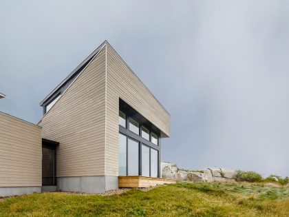 A Spacious and Unique Contemporary Home for a University Researcher in Halifax by Omar Gandhi Architect (2)