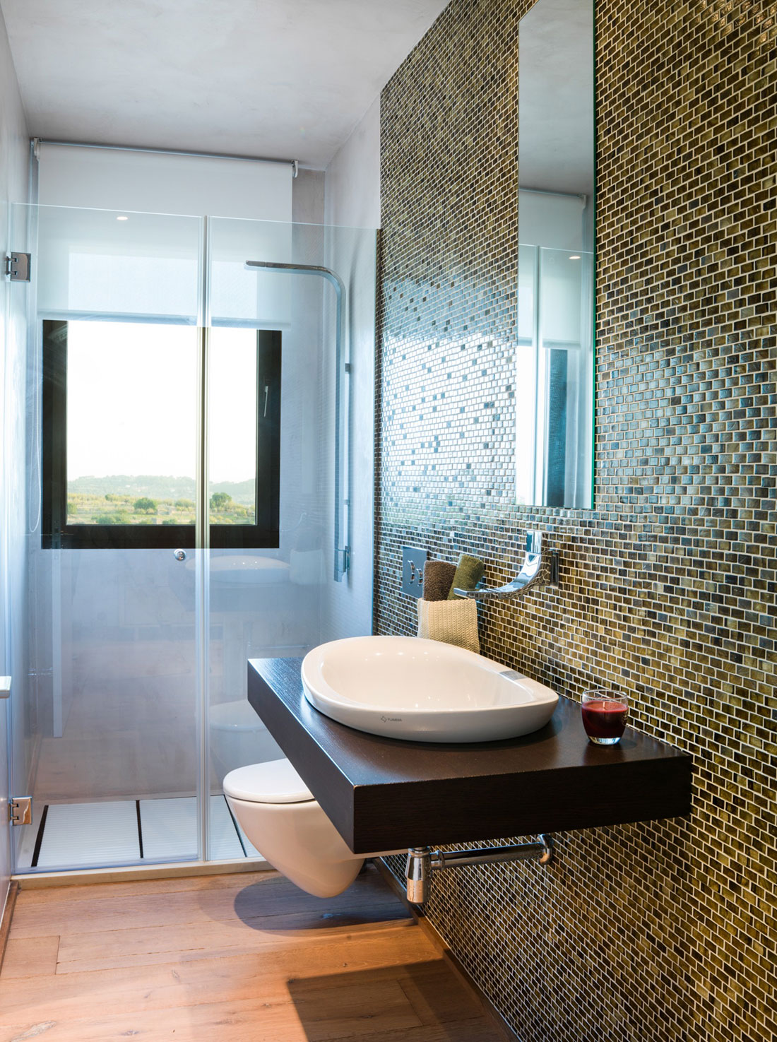 A Spectacular Modern House with Open Spaces and Warm Atmosphere in Mallorca by Marga Rotger (14)