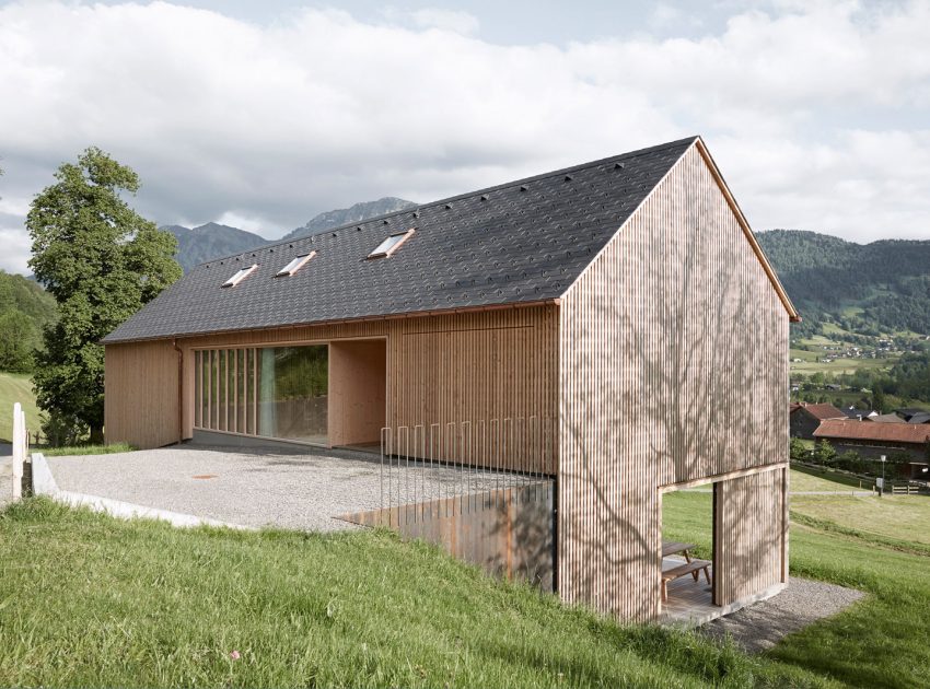 A Spectacular Wooden House Surrounded by a Picturesque Forest in Egg, Austria by Innauer-Matt Architekten (3)