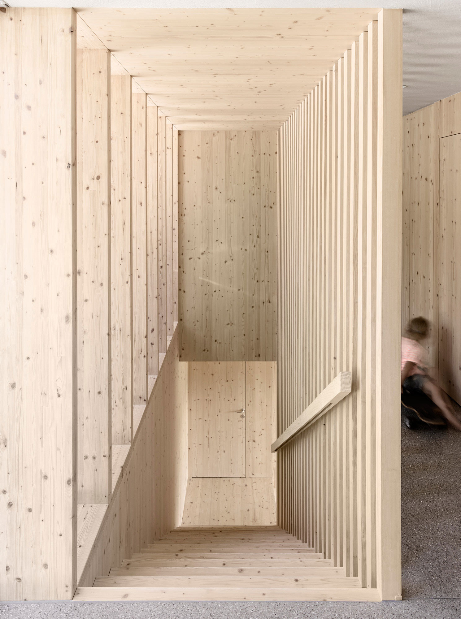 A Spectacular Wooden House Surrounded by a Picturesque Forest in Egg, Austria by Innauer-Matt Architekten (6)