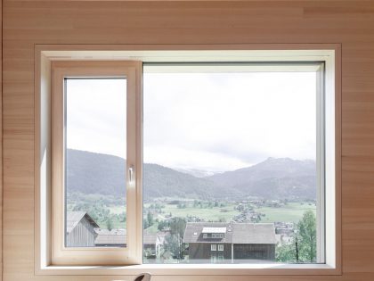 A Spectacular Wooden House Surrounded by a Picturesque Forest in Egg, Austria by Innauer-Matt Architekten (8)