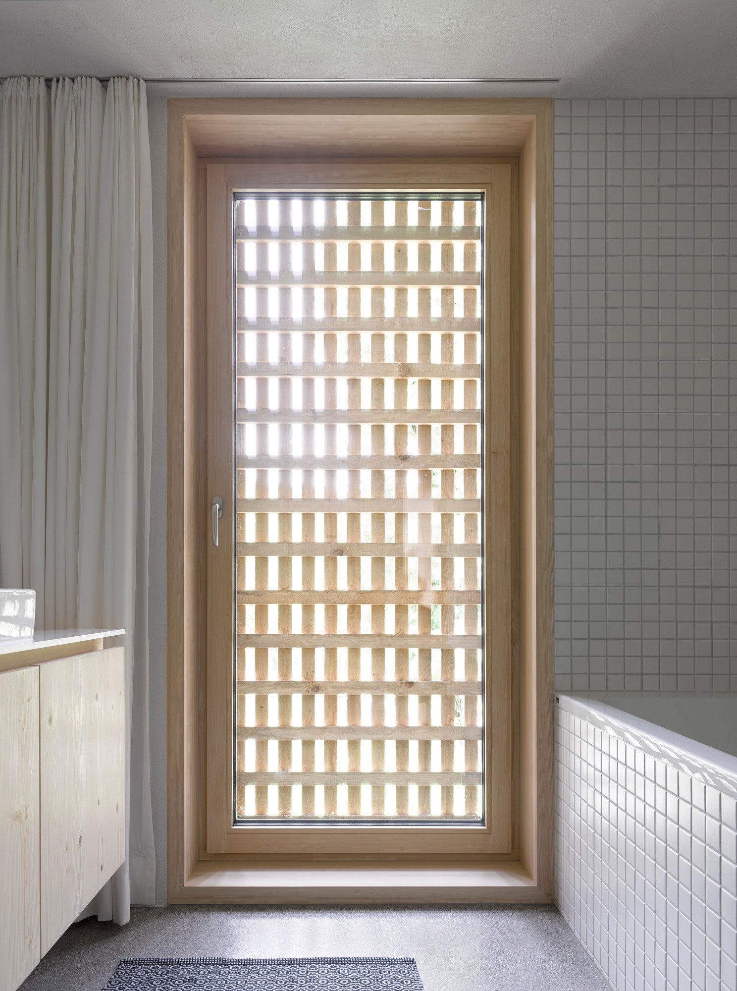 A Spectacular Wooden House Surrounded by a Picturesque Forest in Egg, Austria by Innauer-Matt Architekten (9)