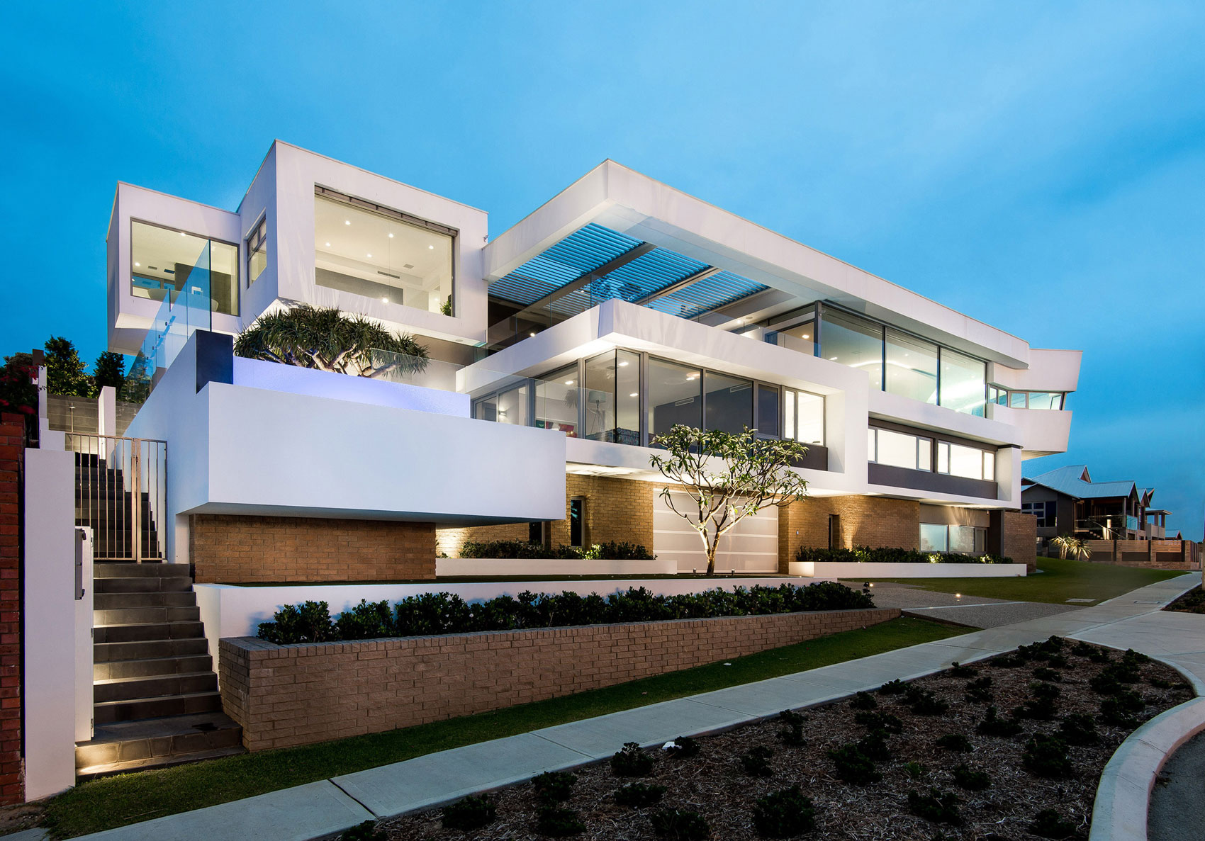 A Spectacular and Dramatic Home with Sophisticated and Spacious Interior in Trigg, Australia by Hillam Architects (13)