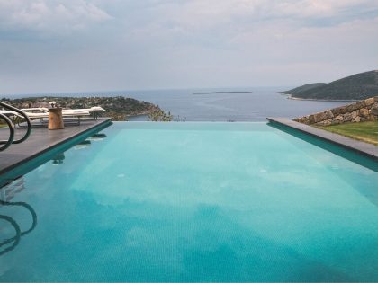 A Striking Contemporary Home Overlooking the Hebil Bay in Bodrum, Turkey by Aytaç Architects (11)