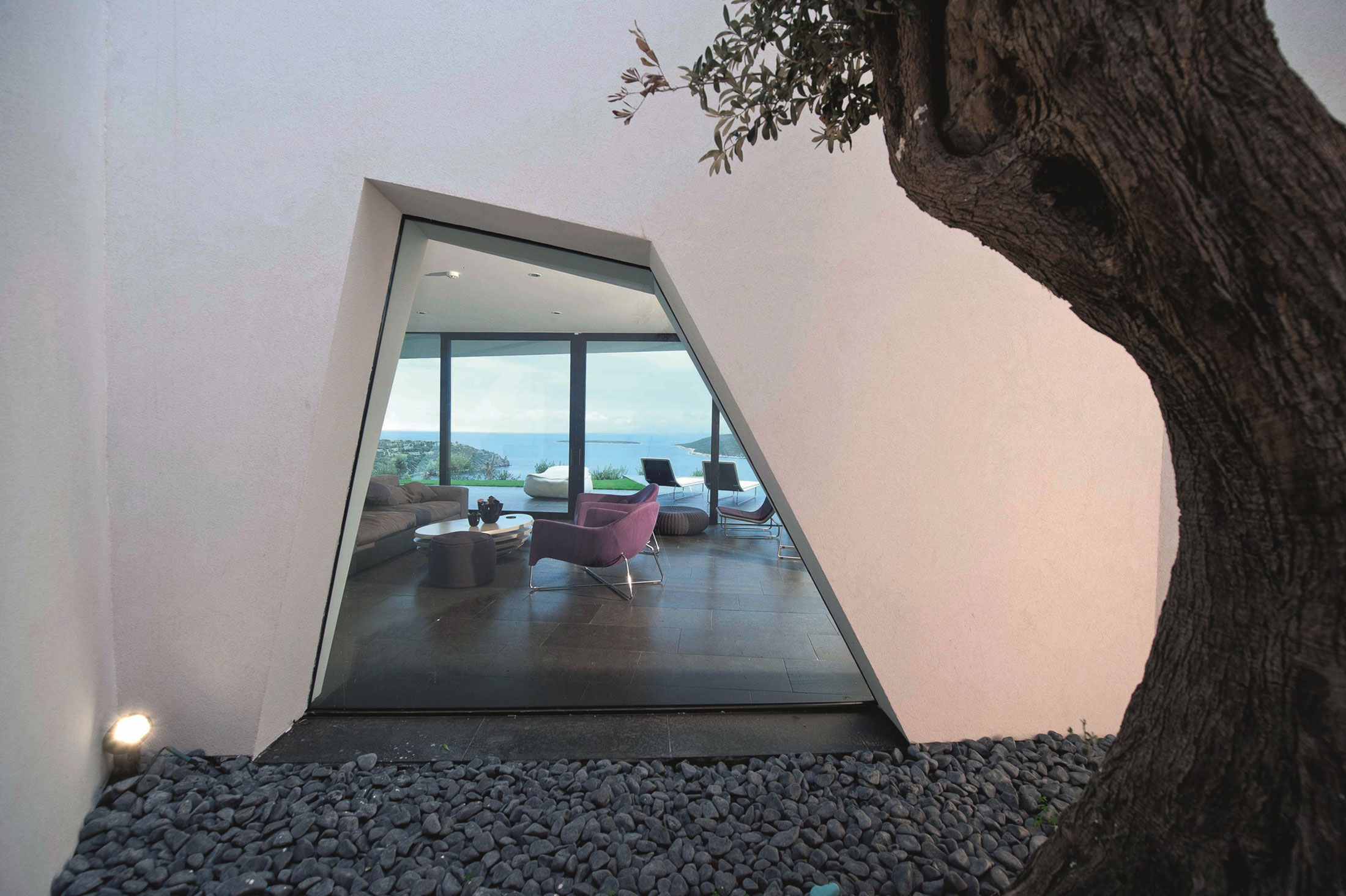 A Striking Contemporary Home Overlooking the Hebil Bay in Bodrum, Turkey by Aytaç Architects (13)