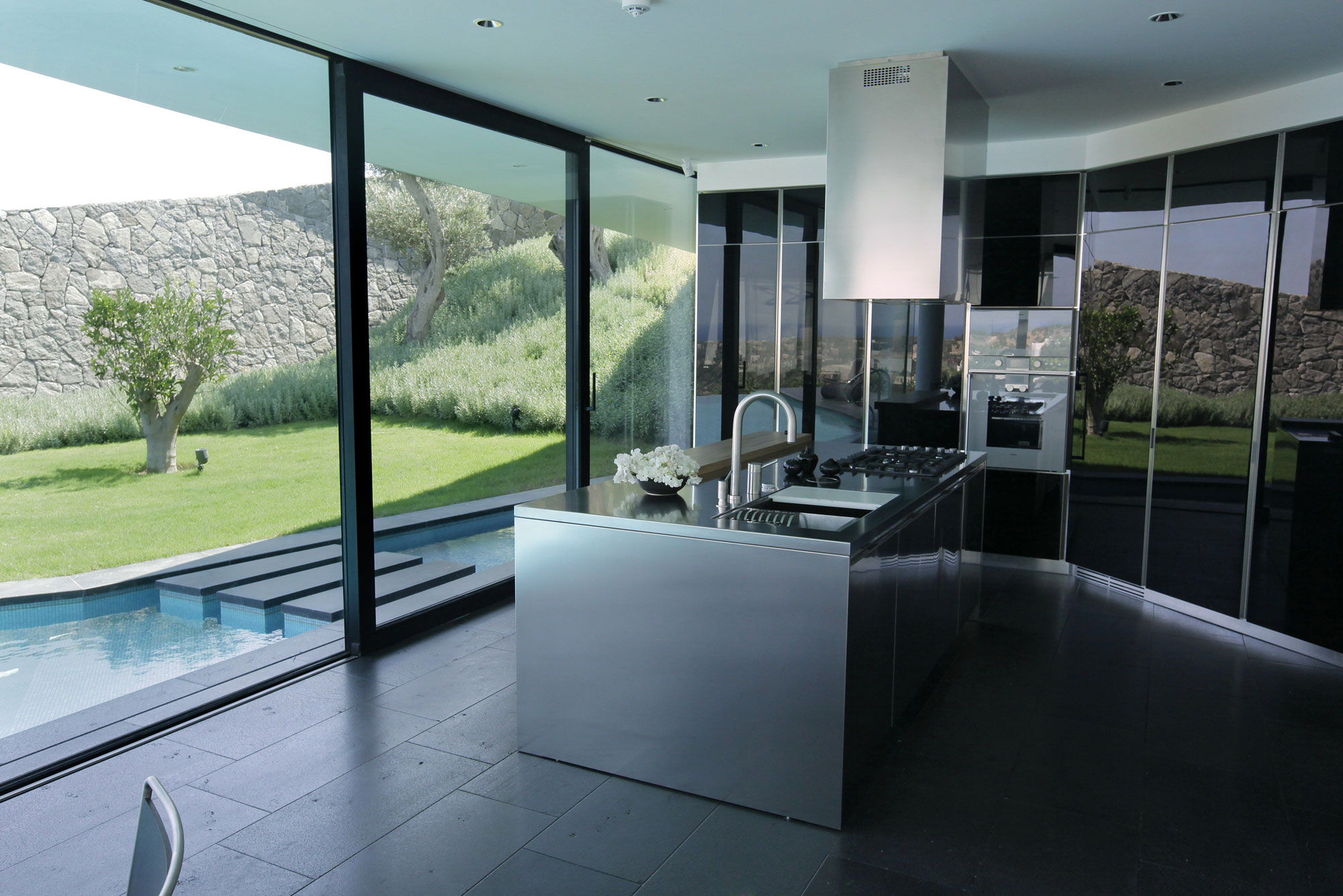 A Striking Contemporary Home Overlooking the Hebil Bay in Bodrum, Turkey by Aytaç Architects (18)