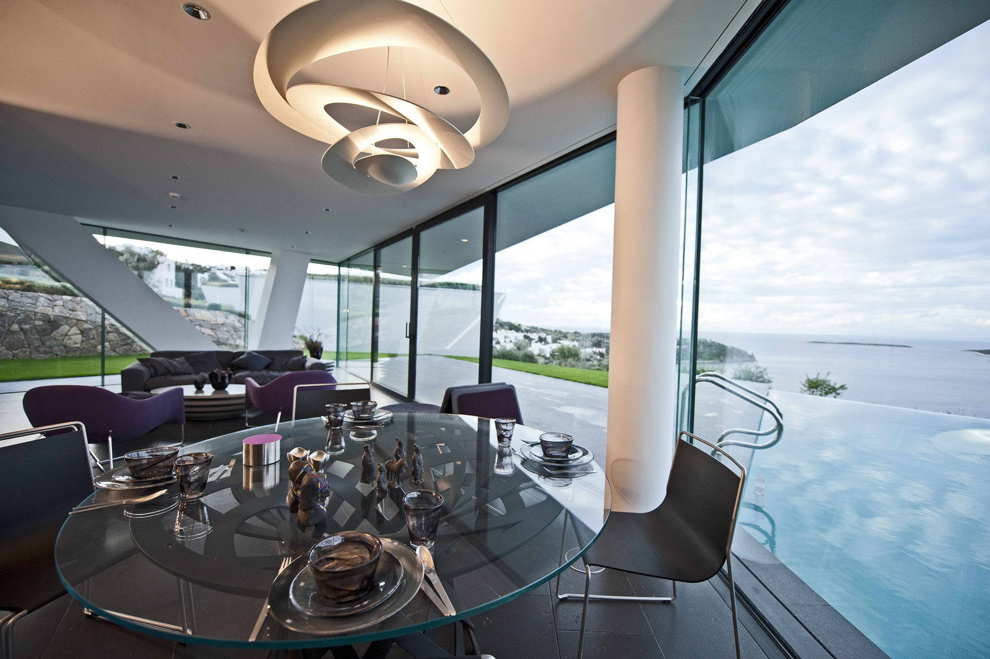 A Striking Contemporary Home Overlooking the Hebil Bay in Bodrum, Turkey by Aytaç Architects (19)