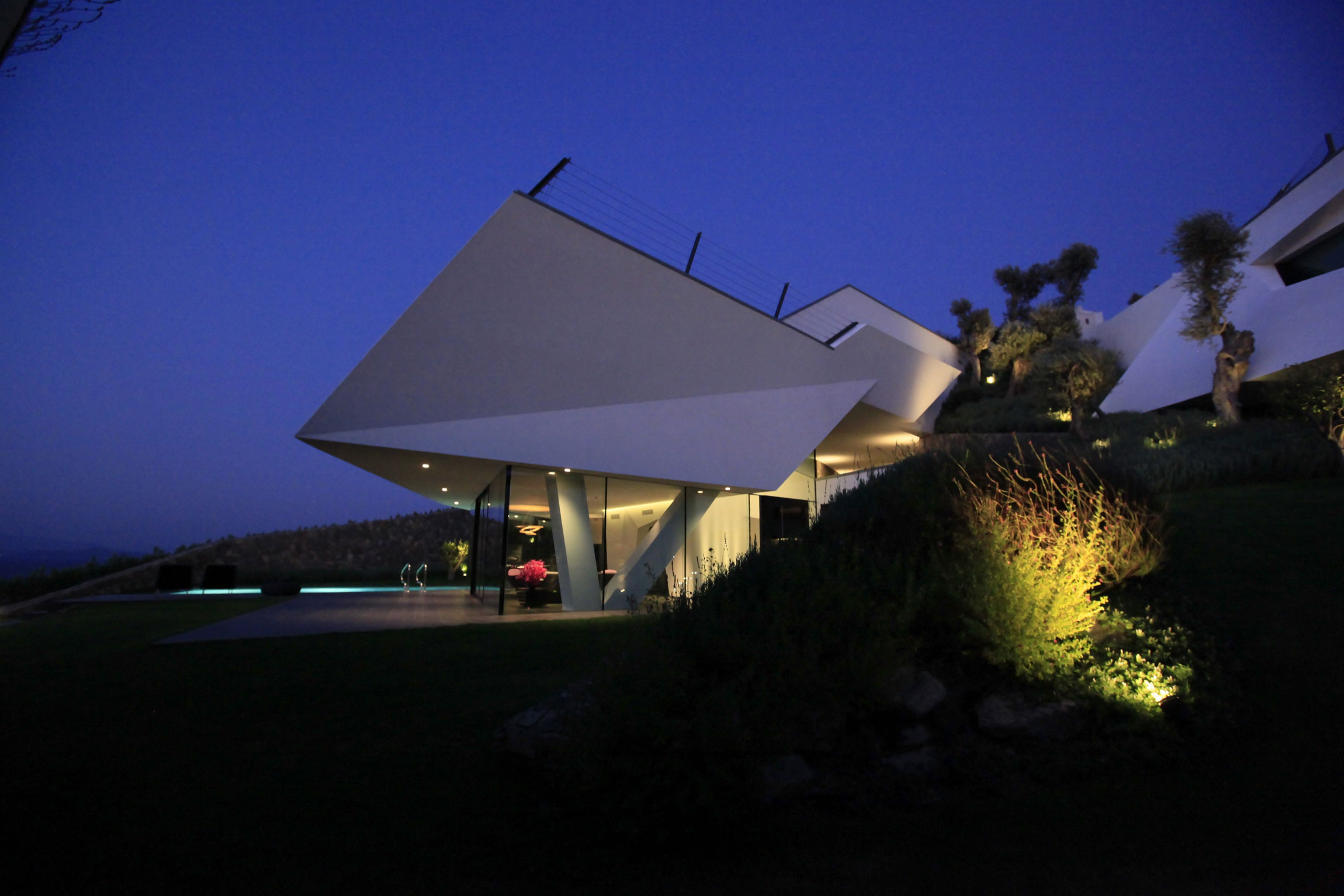 A Striking Contemporary Home Overlooking the Hebil Bay in Bodrum, Turkey by Aytaç Architects (2)
