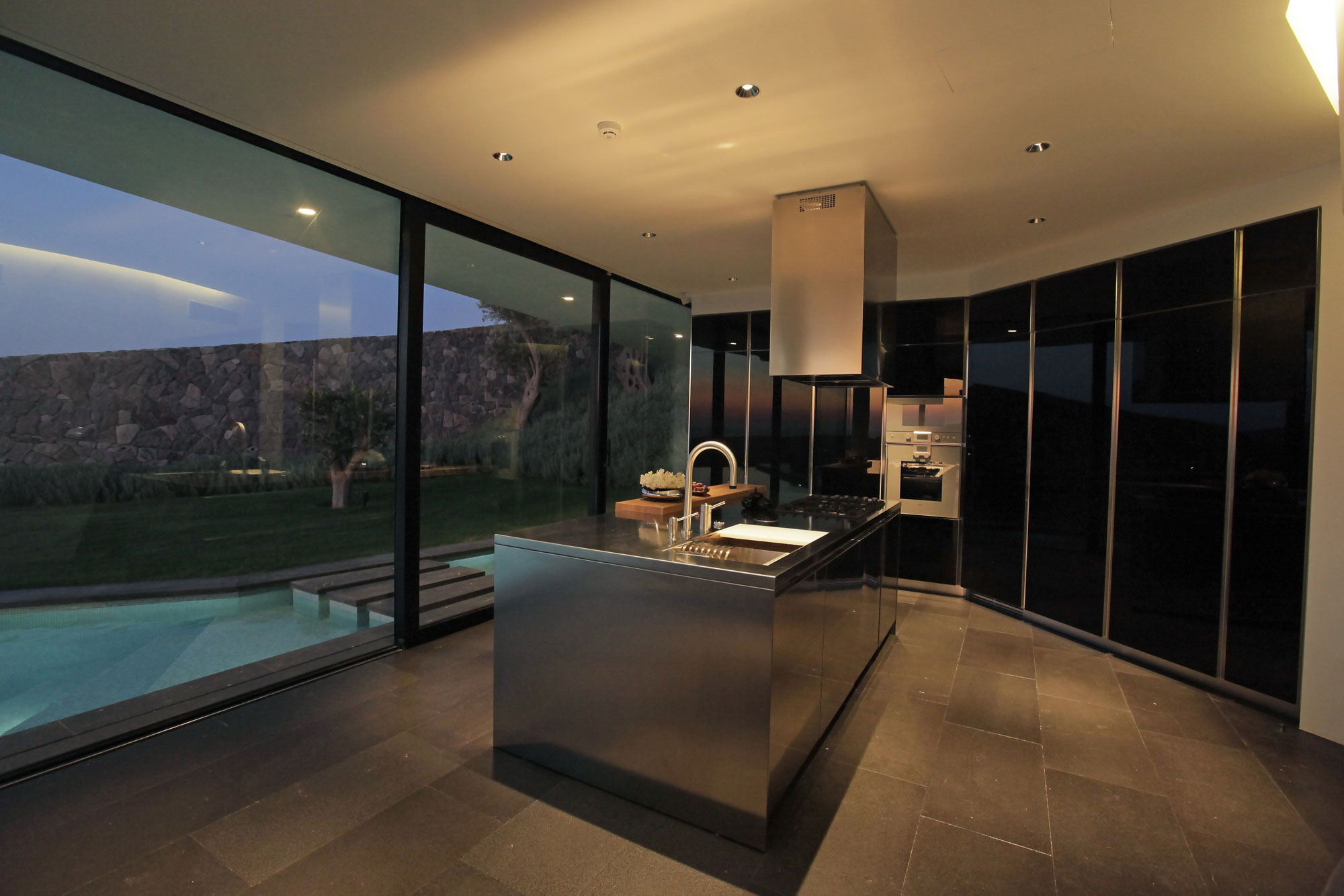 A Striking Contemporary Home Overlooking the Hebil Bay in Bodrum, Turkey by Aytaç Architects (32)