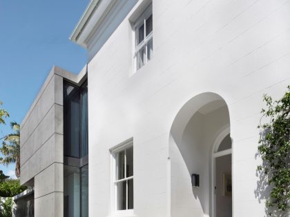 A Striking Contemporary Home with Concrete Walls and Pool in Woollahra, Australia by Smart Design Studio (10)