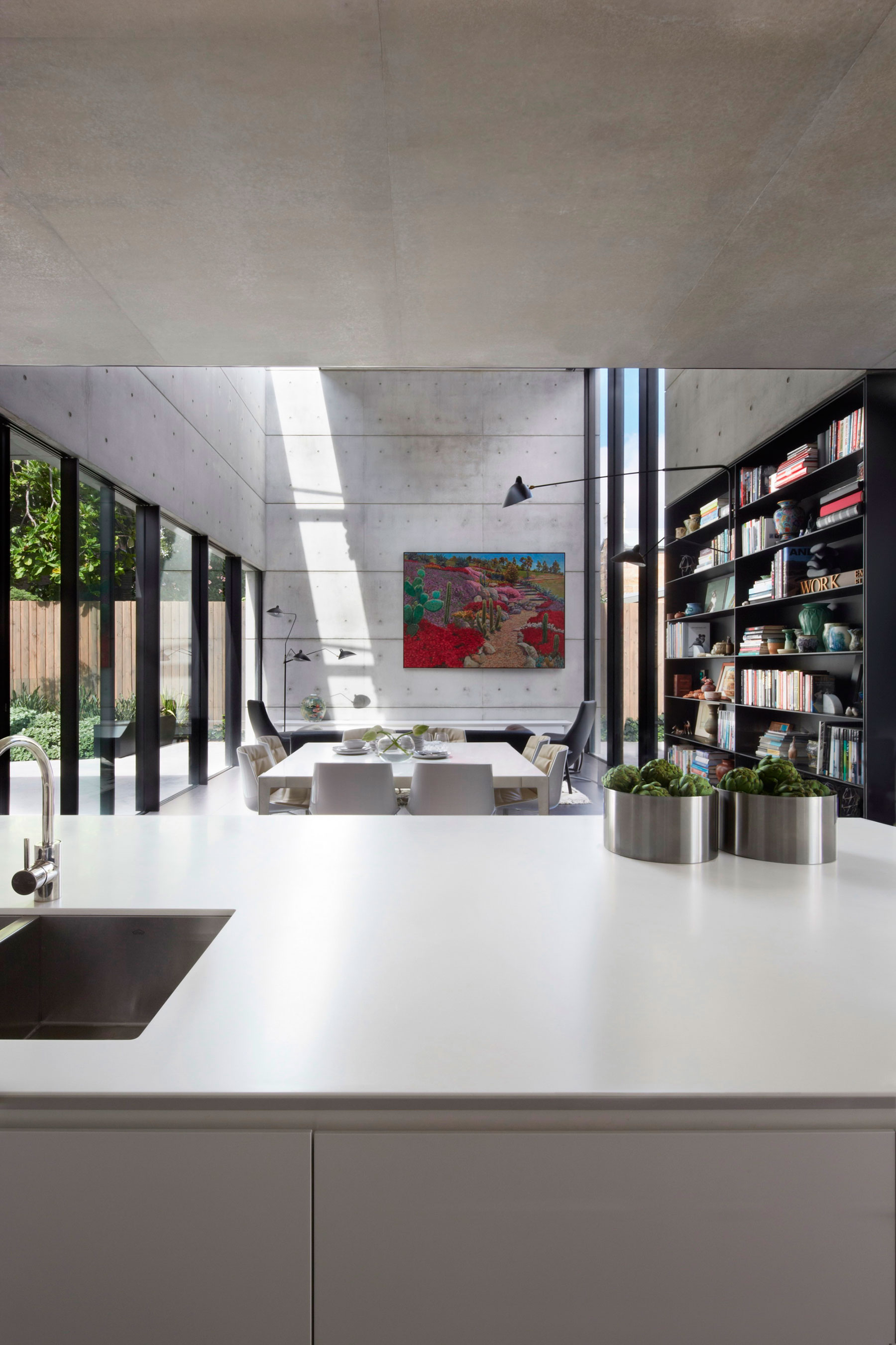 A Striking Contemporary Home with Concrete Walls and Pool in Woollahra, Australia by Smart Design Studio (15)