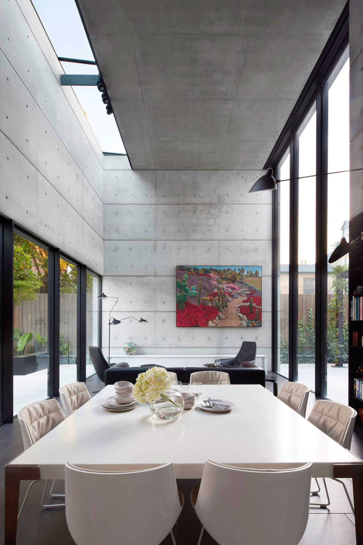 A Striking Contemporary Home with Concrete Walls and Pool in Woollahra, Australia by Smart Design Studio (18)