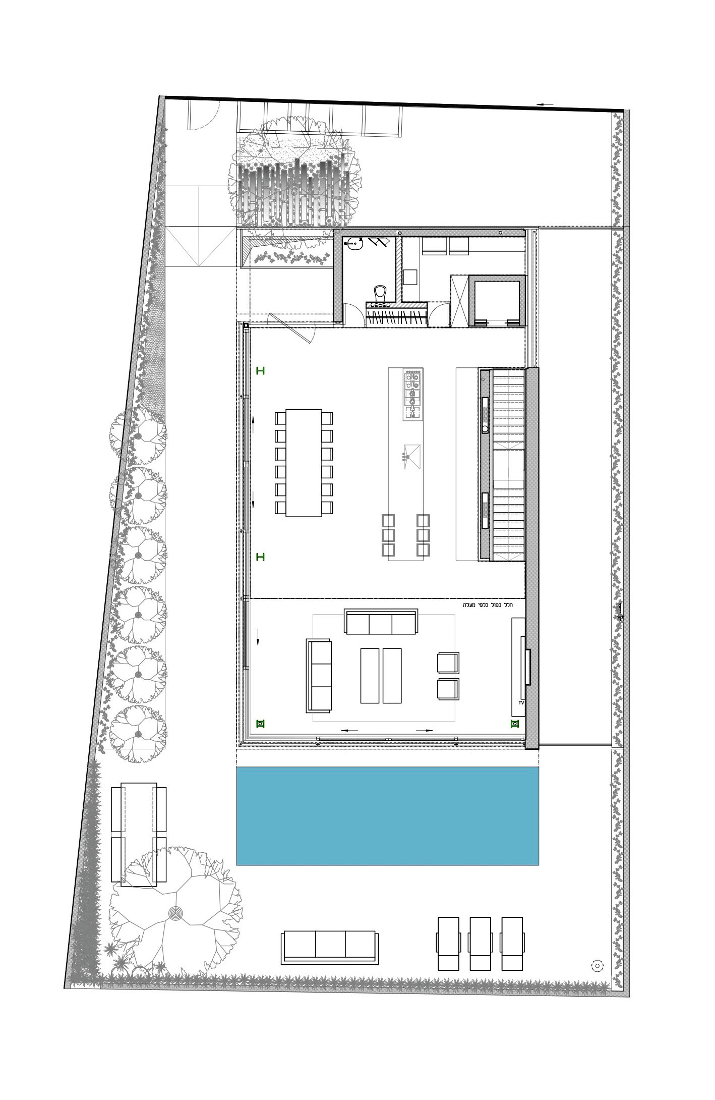 A Striking Contemporary Home with Elegant Features in Ramat Gan by Pitsou Kedem Architects (52)