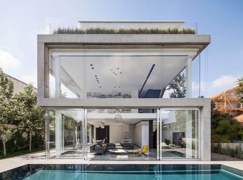 A Striking Contemporary Home with Elegant Features in Ramat Gan by Pitsou Kedem Architects (7)