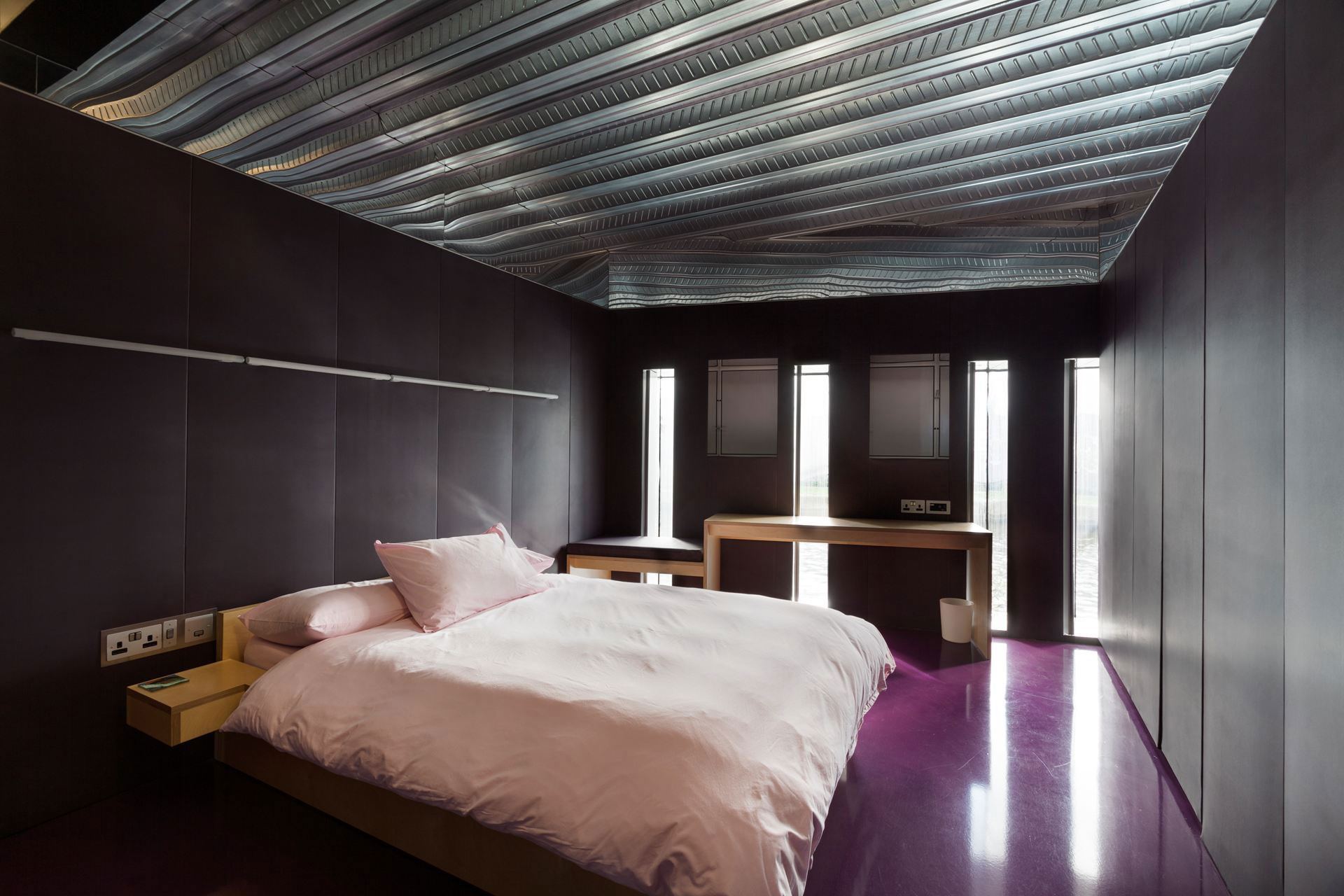 A Striking Contemporary Home with Fascinating Interiors in London, England by Adjaye Associates (12)