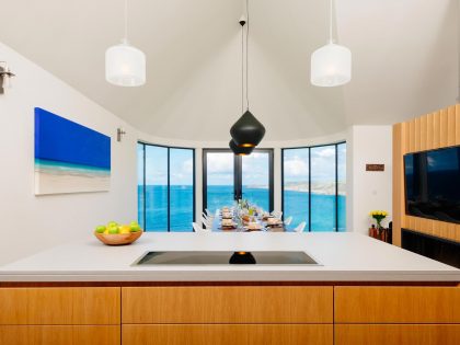 A Striking Modern Stone House with Luminous Interior and Sea Views in Sennen Cove by Laurence Associates (17)