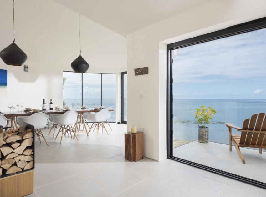 A Striking Modern Stone House with Luminous Interior and Sea Views in Sennen Cove by Laurence Associates (18)