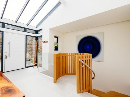 A Striking Modern Stone House with Luminous Interior and Sea Views in Sennen Cove by Laurence Associates (22)