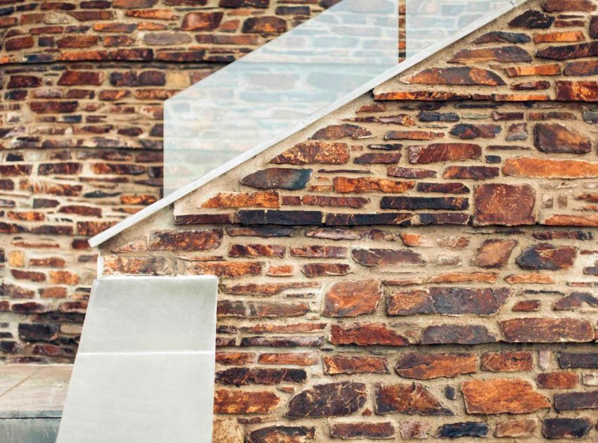 A Striking Modern Stone House with Luminous Interior and Sea Views in Sennen Cove by Laurence Associates (5)