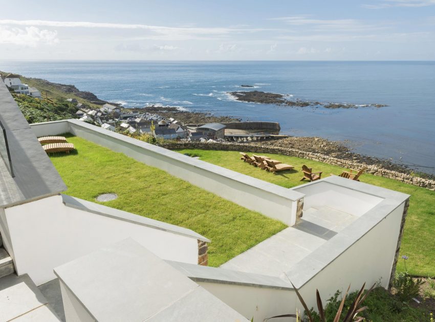 A Striking Modern Stone House with Luminous Interior and Sea Views in Sennen Cove by Laurence Associates (7)