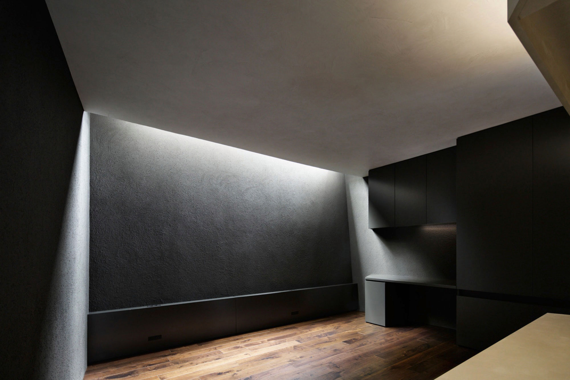 A Striking and Beautiful Geometric Home with Unique Angular walls in Meguro, Japan by ARTechnic Architects (11)