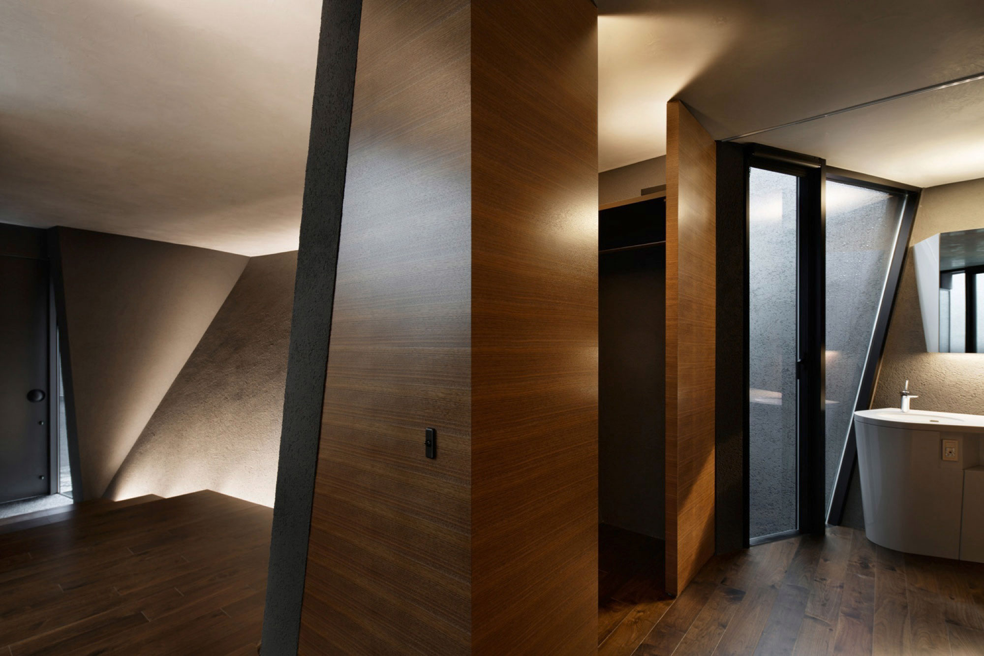 A Striking and Beautiful Geometric Home with Unique Angular walls in Meguro, Japan by ARTechnic Architects (19)
