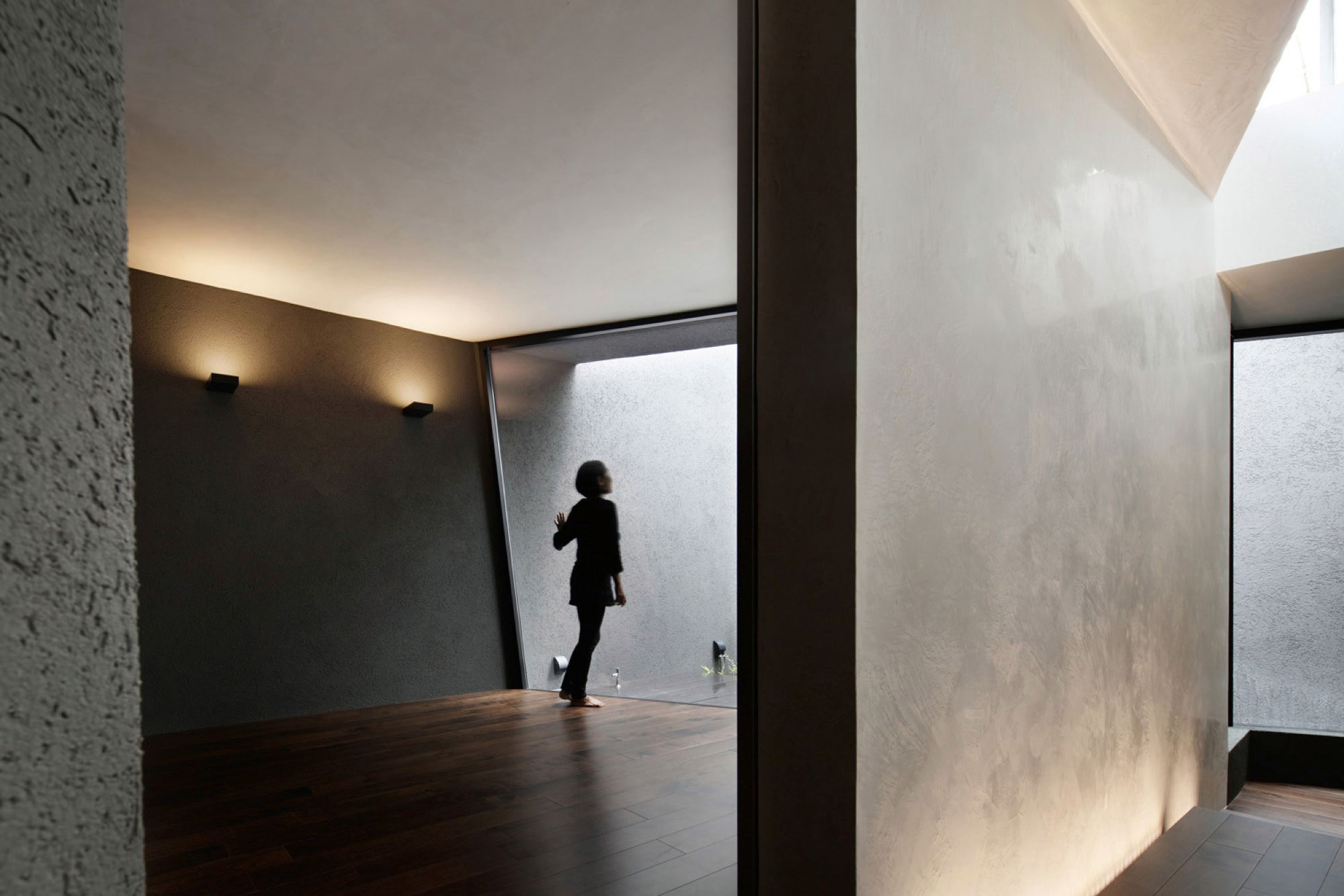 A Striking and Beautiful Geometric Home with Unique Angular walls in Meguro, Japan by ARTechnic Architects (20)