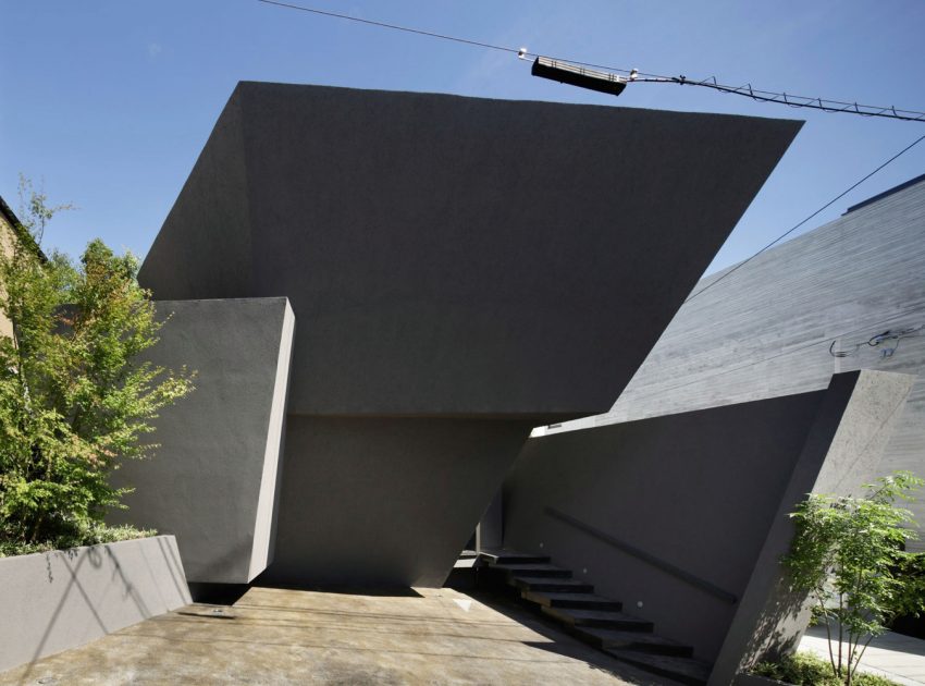 A Striking and Beautiful Geometric Home with Unique Angular walls in Meguro, Japan by ARTechnic Architects (3)