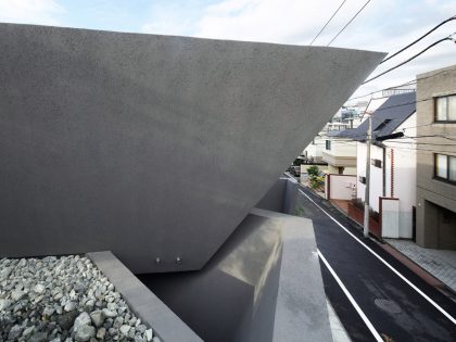 A Striking and Beautiful Geometric Home with Unique Angular walls in Meguro, Japan by ARTechnic Architects (6)