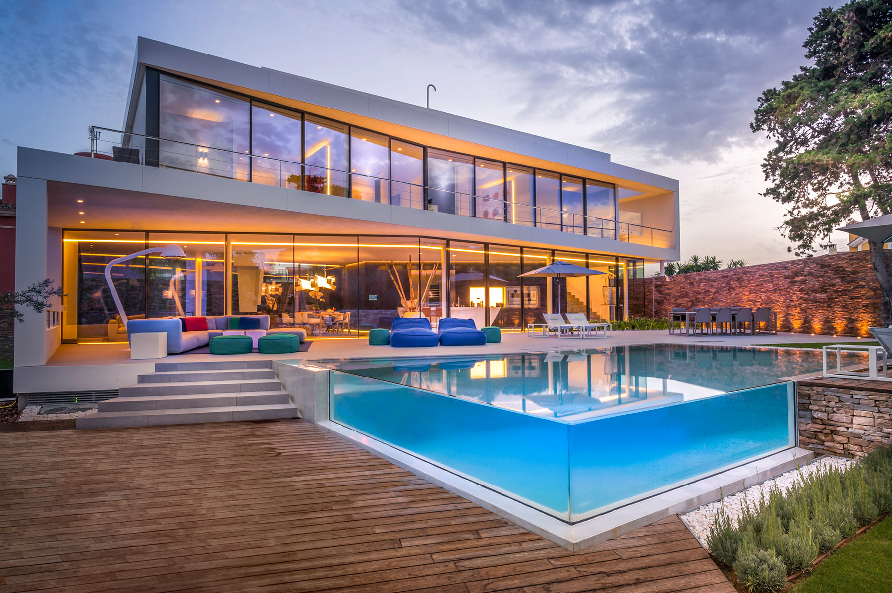 A Stunning Contemporary Beach House on the Edge of the Mediterranean in Marbella by 123DV (6)