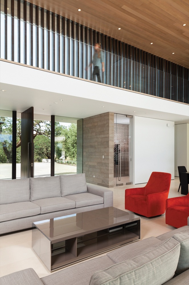 A Stunning Contemporary Home with Dramatic Pool and Vineyard Views in Windsor, California by Swatt | Miers Architects (11)