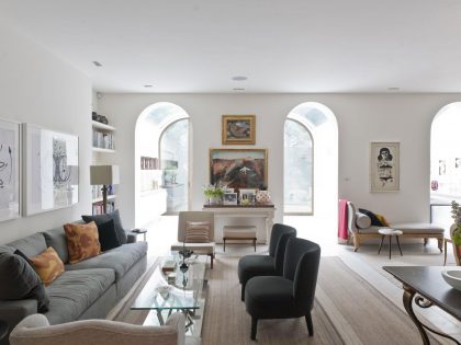 A Stunning Contemporary Home with Spaces Full of Natural Light in London's Hyde Park by Andy Martin Architects (1)