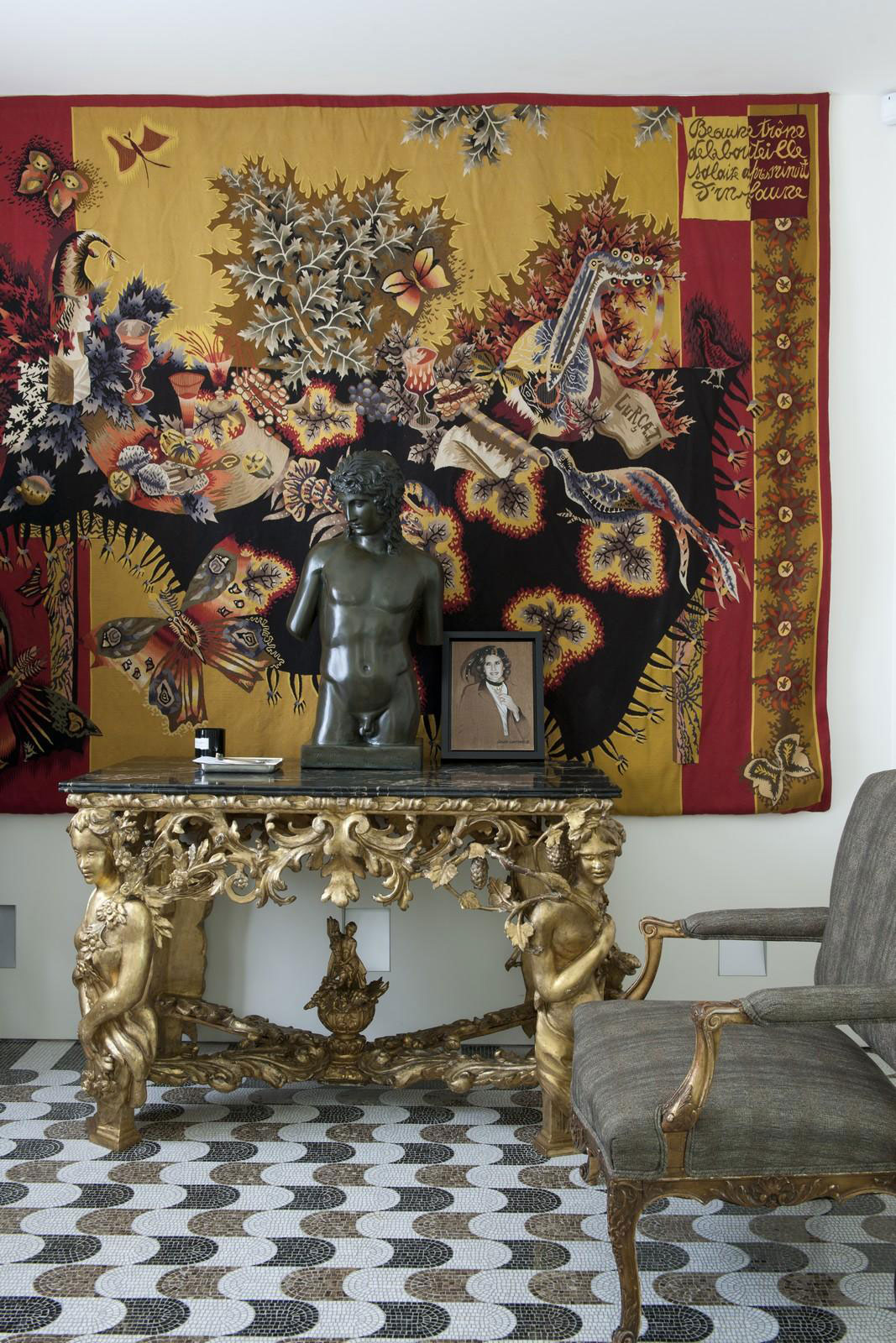 A Stunning Contemporary Home with Spaces Full of Natural Light in London's Hyde Park by Andy Martin Architects (8)