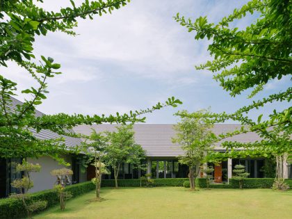 A Stunning Contemporary Triangle House with Gabled Walls in Nakhon Pathom, Thailand by Phongphat Ueasangkhomset (5)