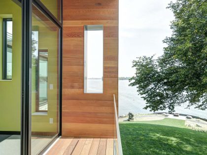 A Stunning Glass Lake House with Modern Silhouette of Earthy Materials in Minnesota by Rosenow | Peterson Design (35)