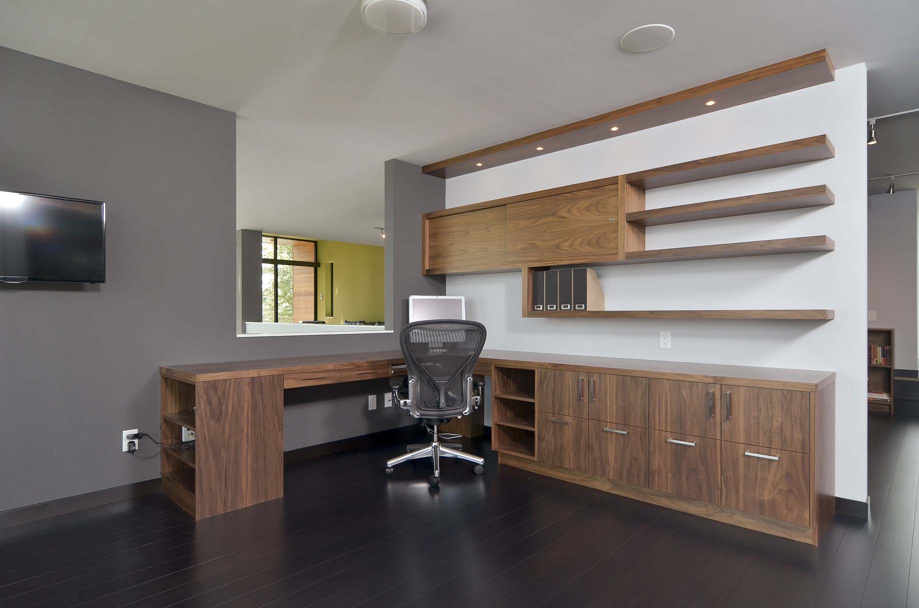 A Stunning Glass Lake House with Modern Silhouette of Earthy Materials in Minnesota by Rosenow | Peterson Design (39)