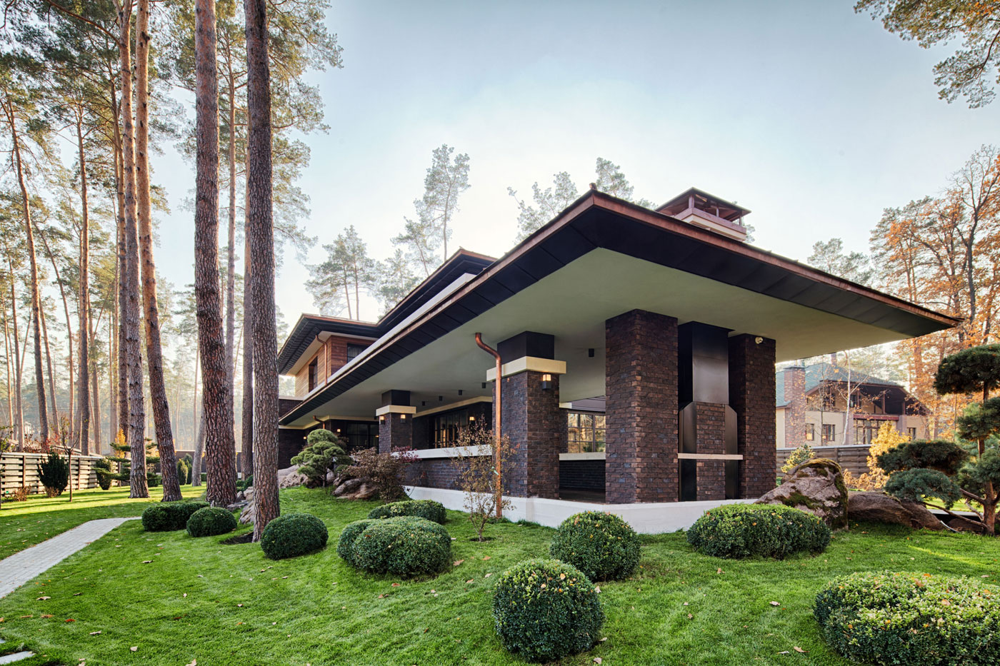 A Stunning Home Full of Silence and Surrounded by Nature in Kiev, Ukraine by Yunakov architecture (4)