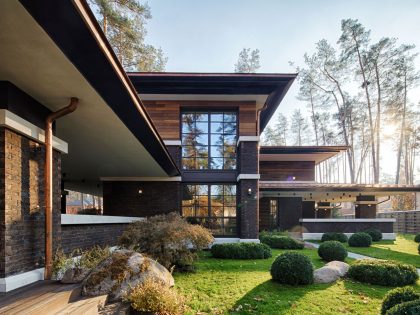A Stunning Home Full of Silence and Surrounded by Nature in Kiev, Ukraine by Yunakov architecture (9)