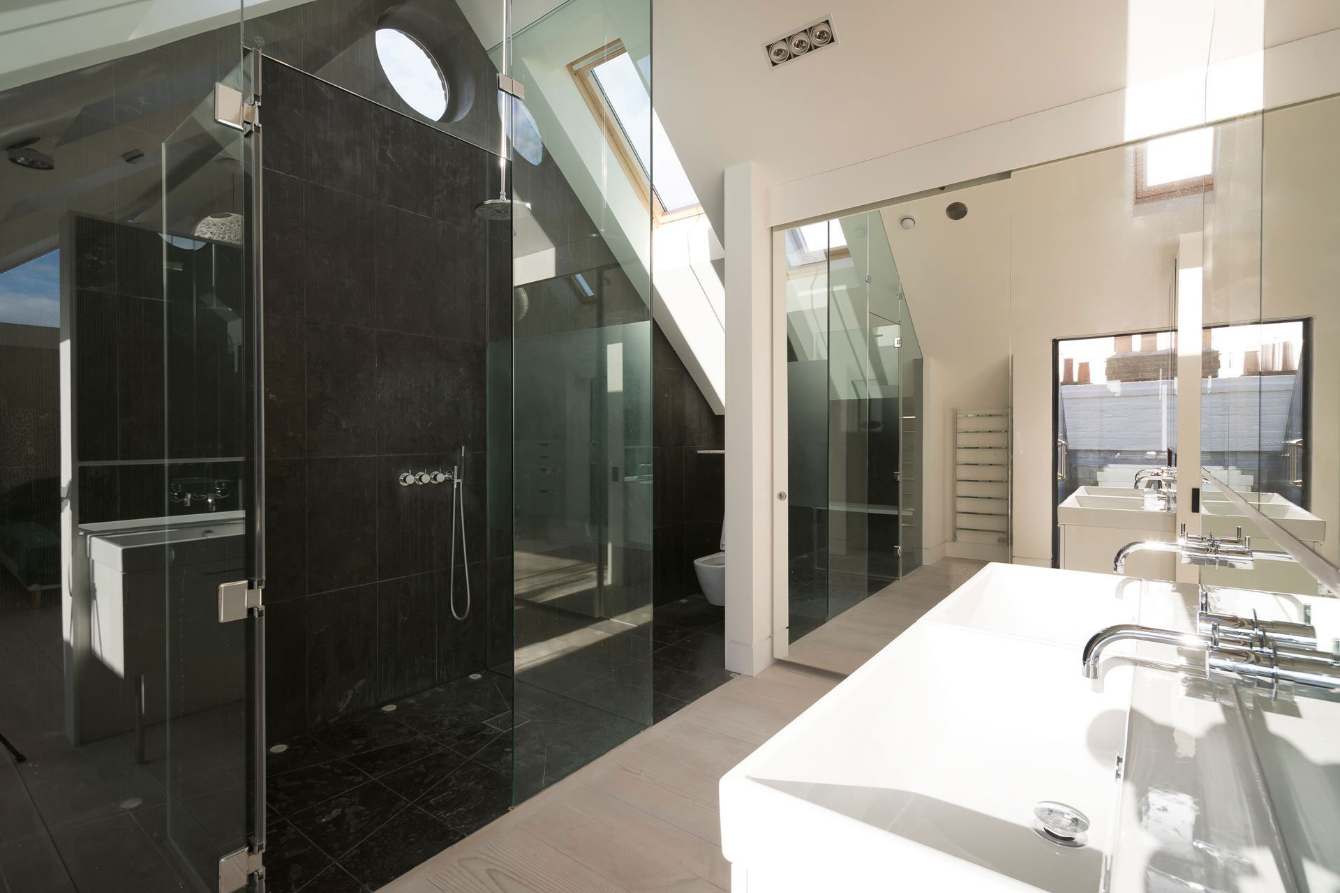 A Stunning Manhattan-Style Home with Light and Spacious Interiors in London, England by Moreno Masey Architecture Studio (17)