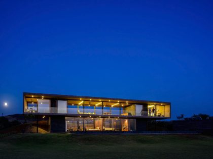 A Stunning Modern Concrete Home with Simple Interiors in Nashik, India by Ajay Sonar (13)