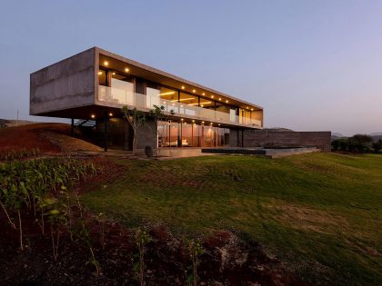 A Stunning Modern Concrete Home with Simple Interiors in Nashik, India by Ajay Sonar (15)