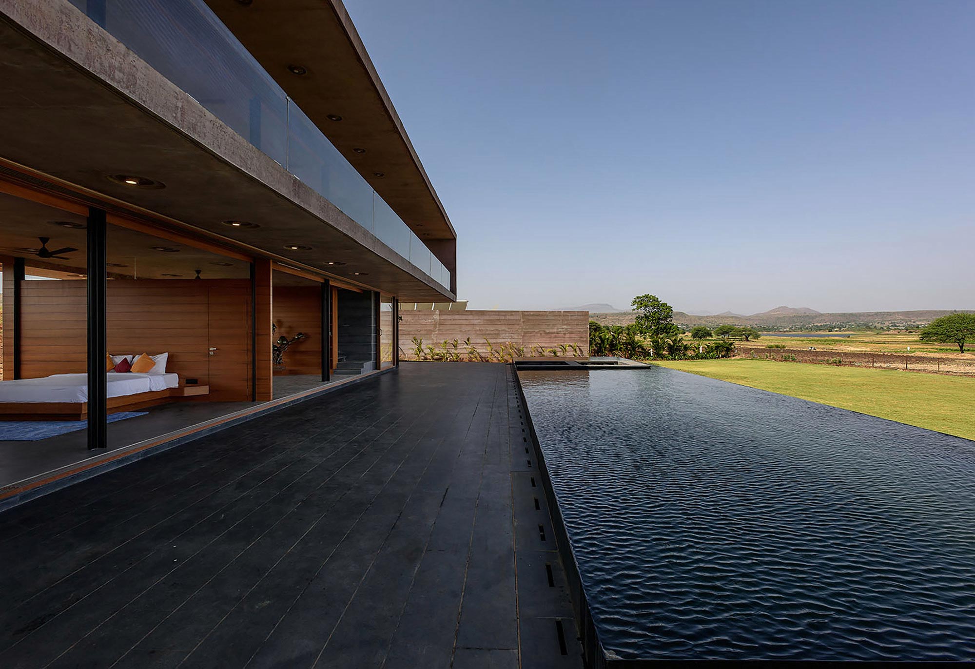 A Stunning Modern Concrete Home with Simple Interiors in Nashik, India by Ajay Sonar (5)