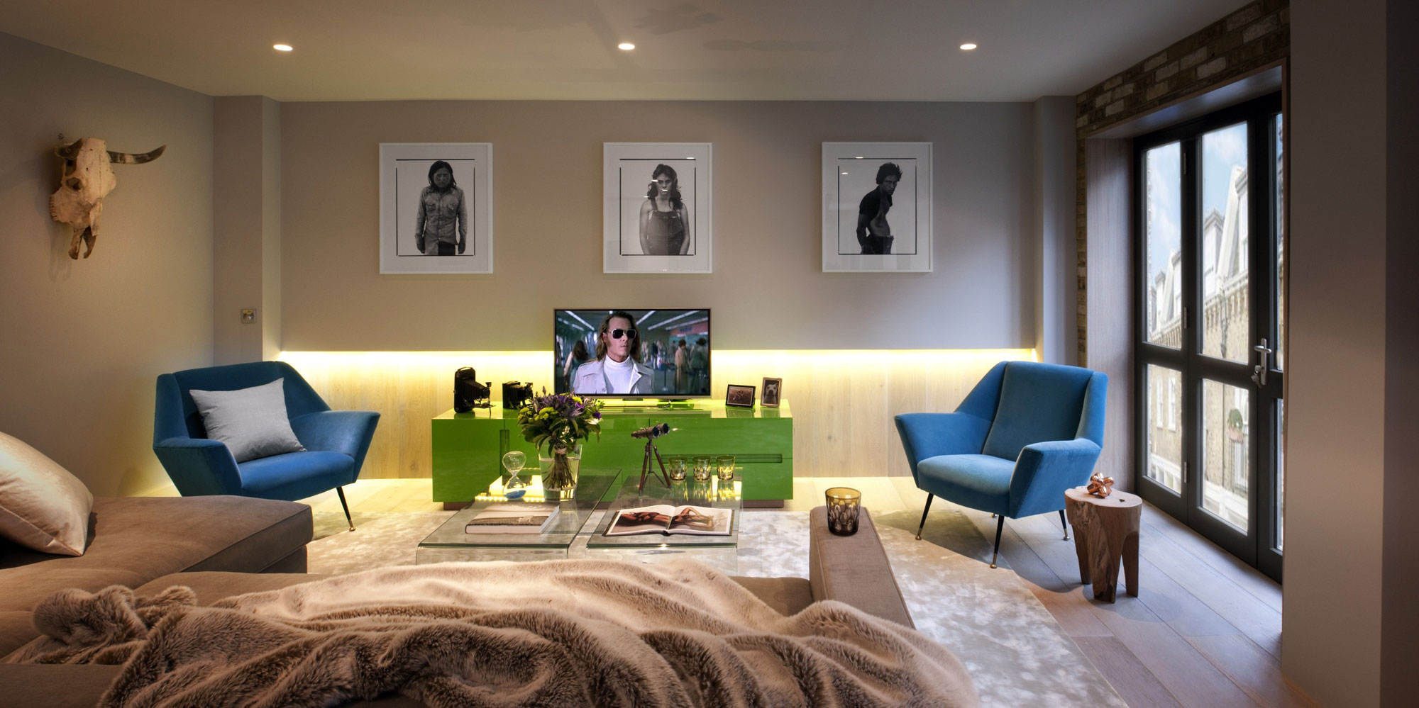 A Stunning Modern House with an Elegant Twist in London by TG-STUDIO (1)