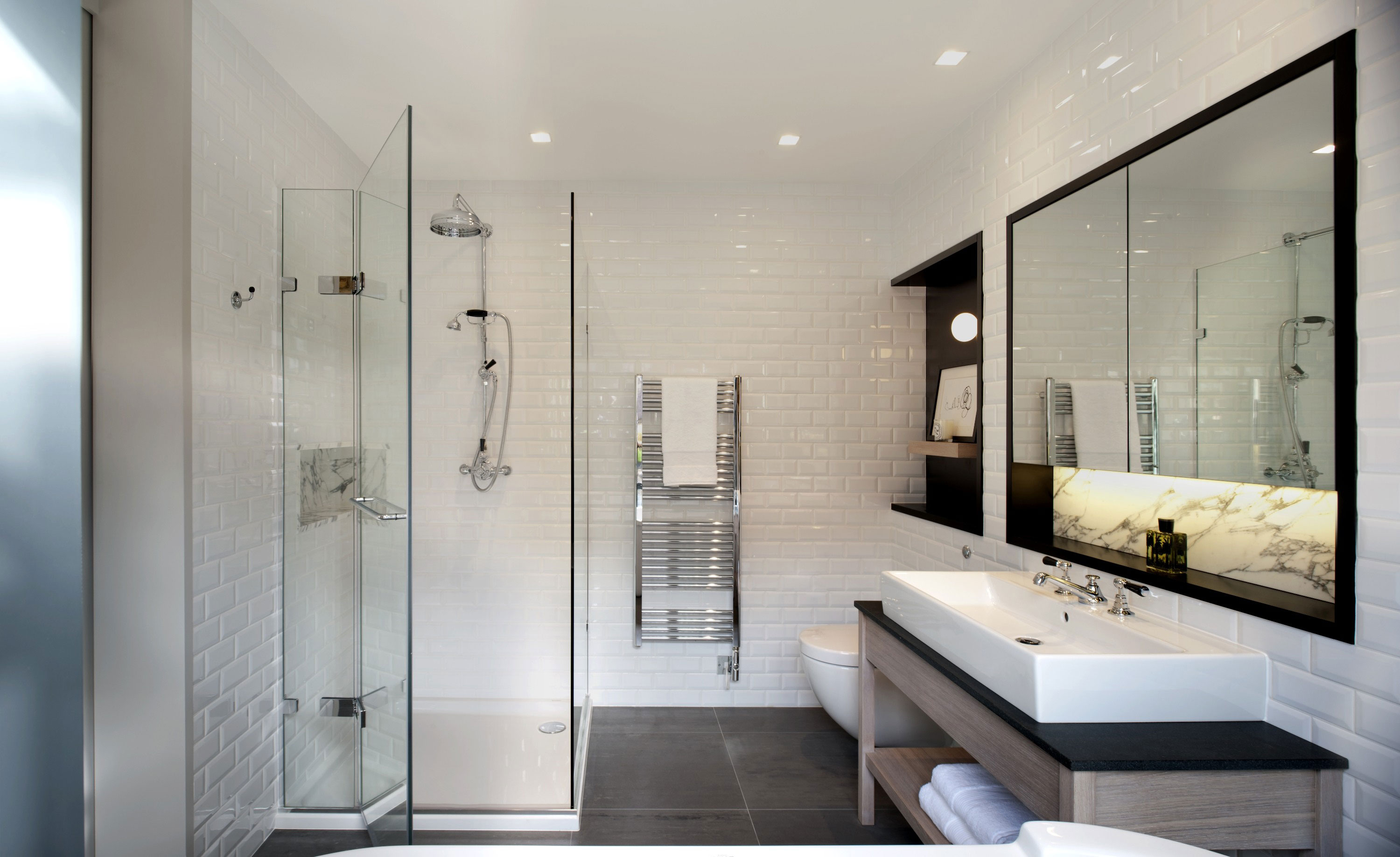 A Stunning Modern House with an Elegant Twist in London by TG-STUDIO (14)