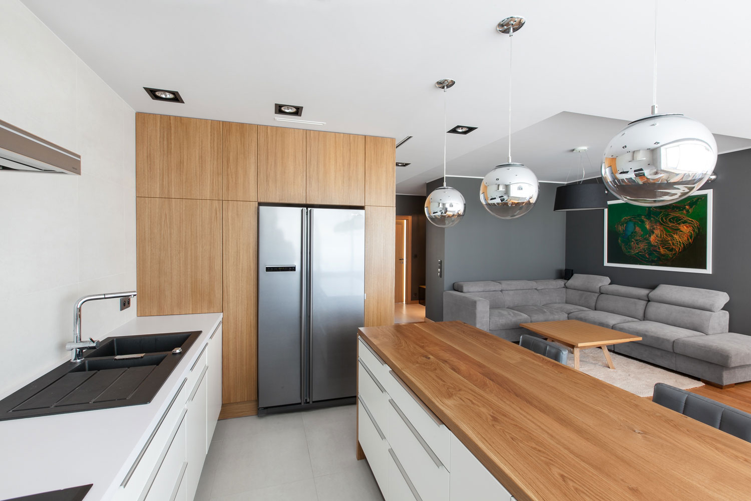 A Stunning Modular Apartment with Elegant and Neutral Color Palette in Poznan by mode:lina architekci (6)
