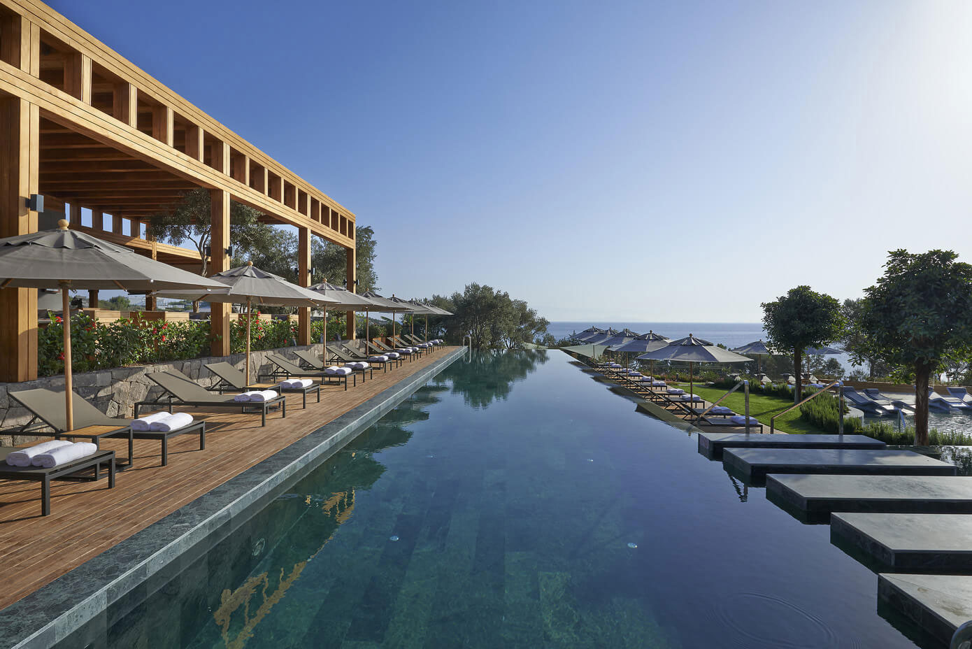 A Stunning Waterfront Resort Overlooking the Spectacular Ocean Views in Bodrum, Turkey by Antonio Citterio Patricia Viel (10)