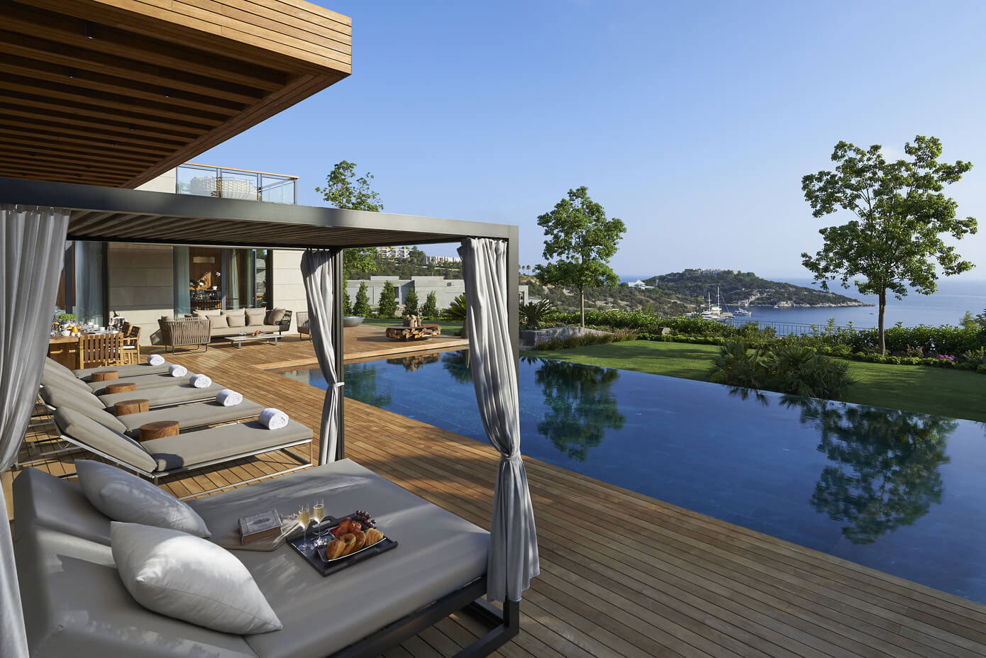 A Stunning Waterfront Resort Overlooking the Spectacular Ocean Views in Bodrum, Turkey by Antonio Citterio Patricia Viel (13)