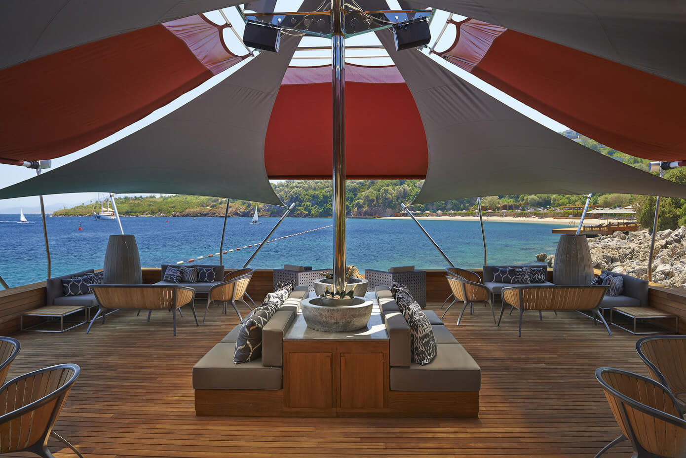 A Stunning Waterfront Resort Overlooking the Spectacular Ocean Views in Bodrum, Turkey by Antonio Citterio Patricia Viel (15)