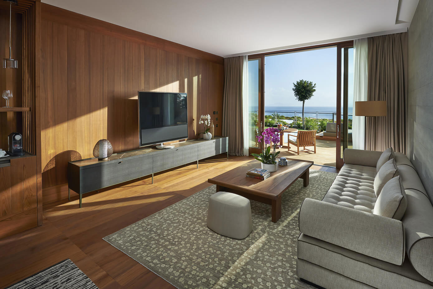 A Stunning Waterfront Resort Overlooking the Spectacular Ocean Views in Bodrum, Turkey by Antonio Citterio Patricia Viel (24)